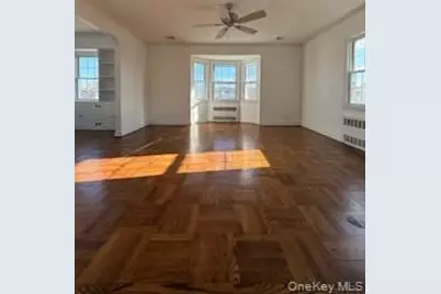 733 E Walnut Street #Upper, Long Beach, NY 11561 - Photo 3