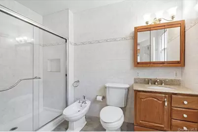 68 Brendon Hill Road, Scarsdale, NY 10583 - Photo 17