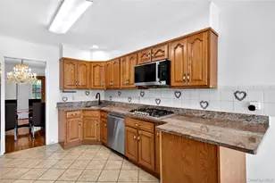 11 Hazelwood Dr, Jericho, NY 11753 - Photo 13