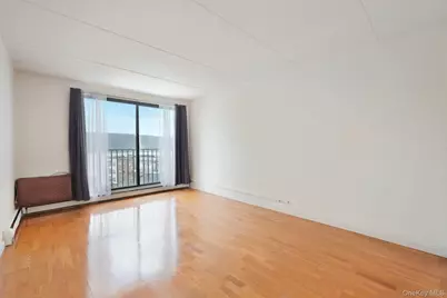 1120 Warburton Avenue #3F, Yonkers, NY 10701 - Photo 13