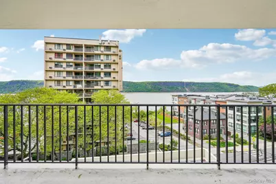 1120 Warburton Avenue #3F, Yonkers, NY 10701 - Photo 17