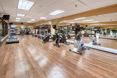 1120 Warburton Avenue #3F, Yonkers, NY 10701 - Photo 19