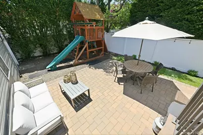 1924 Carroll Avenue, Merrick, NY 11566 - Photo 29
