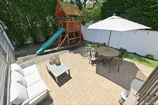 1924 Carroll Ave, Merrick, NY 11566 - Photo 29