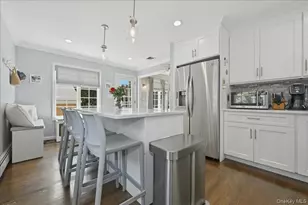 1924 Carroll Ave, Merrick, NY 11566 - Photo 17