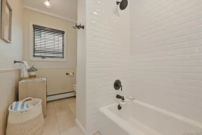 1924 Carroll Avenue, Merrick, NY 11566 - Photo 9