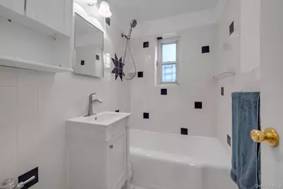 111-01 66th Road #1C, Forest Hills, NY 11375 - Photo 9