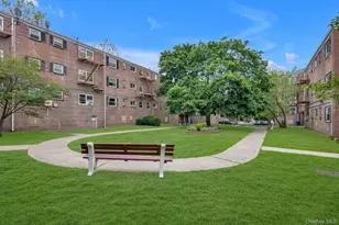 111-01 66th Rd, Forest Hills, NY 11375 - Photo 13