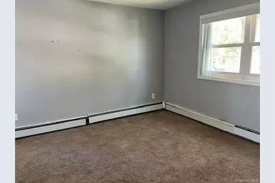 216 Manhattan Avenue, Roosevelt, NY 11575 - Photo 17