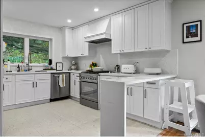 19 Bonnie Way, Larchmont, NY 10538 - Photo 9