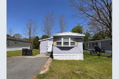 23 Daisy Dr, Port Jervis, NY 12771 - Photo 3