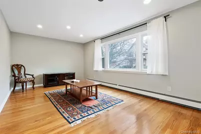 425 First Avenue, Pelham, NY 10803 - Photo 3