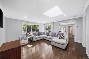 17 Arnold Dr, Middle Island, NY 11953 - Photo 9