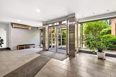 575 Bronx River Road #6C, Yonkers, NY 10704 - Photo 5