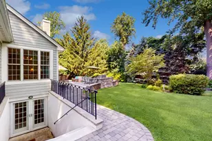 17 Tappanwood Dr, Locust Valley, NY 11560 - Photo 27