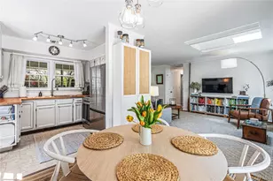 20 Shinnecock Ln, Hampton Bays, NY 11946 - Photo 9