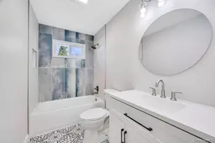 339 Avenue B, Ronkonkoma, NY 11779 - Photo 17