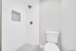 339 Avenue B, Ronkonkoma, NY 11779 - Photo 29