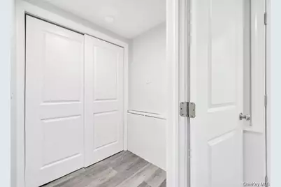 339 Avenue B, Ronkonkoma, NY 11779 - Photo 27