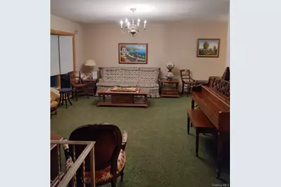 160 Atlantic Place, Hauppauge, NY 11788 - Photo 3