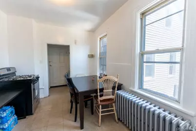 304 Lockwood Avenue, New Rochelle, NY 10801 - Photo 17