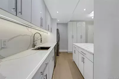 315 E 72nd Street #3A, New York, NY 10021 - Photo 17