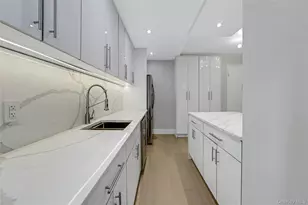 315 E 72nd St, New York, NY 10021 - Photo 17