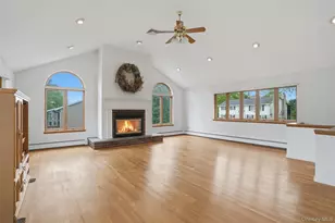 205 East Dr, Hurley, NY 12443 - Photo 5
