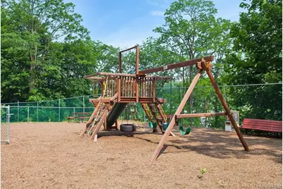 500 High Point Drive #707, Hartsdale, NY 10530 - Photo 33