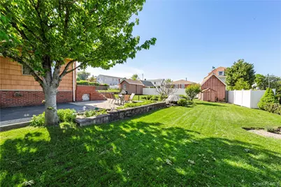 15043 8th Avenue, Whitestone, NY 11357 - Photo 3