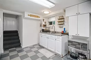 11701 237th St, Elmont, NY 11003 - Photo 27