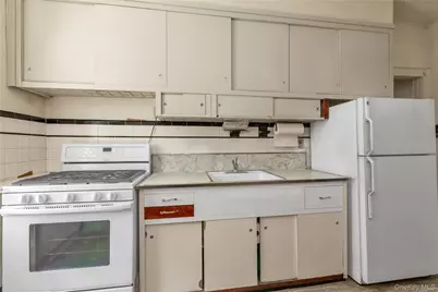 7020 & 7022 72nd Street, Glendale, NY 11385 - Photo 5
