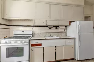 7020 & 7022 72nd St, Glendale, NY 11385 - Photo 5