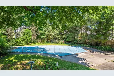 613 Stiles Avenue, Mamaroneck, NY 10543 - Photo 13