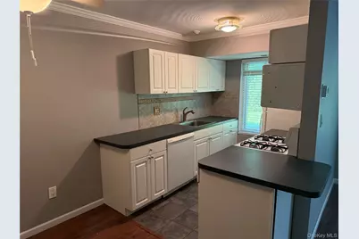 5 Laramie Court #5, Coram, NY 11727 - Photo 7