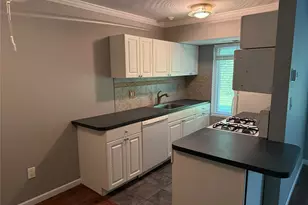 5 Laramie Ct, Coram, NY 11727 - Photo 7