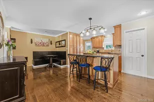 47 Villa Ave, Yonkers, NY 10704 - Photo 9