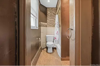 47 Villa Avenue, Yonkers, NY 10704 - Photo 17