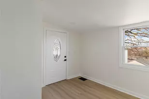 37 New Ave, Yonkers, NY 10704 - Photo 7