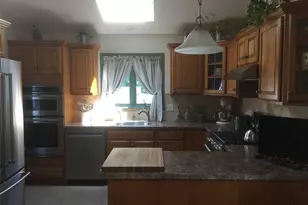 104 Phyllis Dr, Lindenhurst, NY 11757 - Photo 13