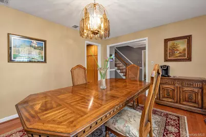 4 Toga Court, East Northport, NY 11731 - Photo 7