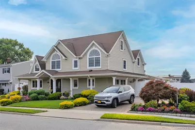 71 Swing Lane, Levittown, NY 11756 - Photo 3
