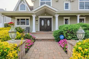 71 Swing Ln, Levittown, NY 11756 - Photo 5
