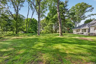 220 Cherry Valley Ave, Garden City, NY 11530 - Photo 37
