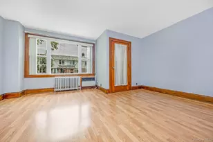 65-56 77th Pl, Middle Village, NY 11379 - Photo 5