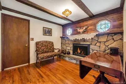 5 Peekskill Avenue, Patchogue, NY 11772 - Photo 15