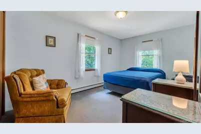 5 Peekskill Avenue, Patchogue, NY 11772 - Photo 33