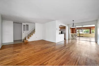 593 Pearl Street, Oceanside, NY 11572 - Photo 3