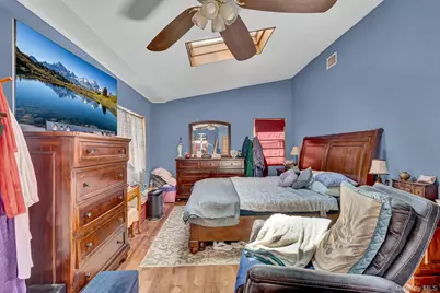 545 N 2nd Street, New Hyde Park, NY 11040 - Photo 9