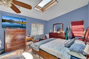 545 N 2nd St, New Hyde Park, NY 11040 - Photo 15